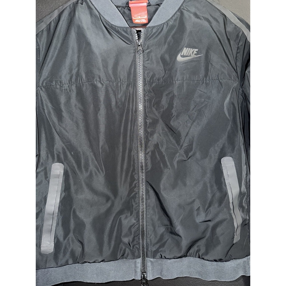 Nike Jacket Womens L Black Bomber Lightweight Windbreaker NSW Tech Pack Swoosh - Picture 3 of 7